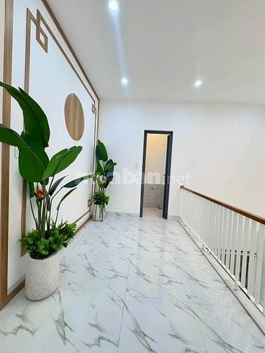 Nhà mê lửng đúc full nội thất Điện Biên Phủ, Thanh Khê, Đà Nẵng