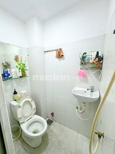 Nhà 413/56/8 Lê Văn Quới. 4x10. Trệt Lầu. Hẻm 4m. Giá 4 Tỷ