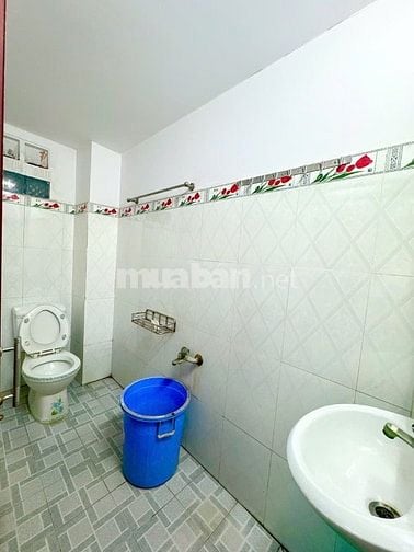 Nhà 413/56/8 Lê Văn Quới. 4x10. Trệt Lầu. Hẻm 4m. Giá 4 Tỷ