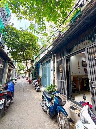 Nhà 413/56/8 Lê Văn Quới. 4x10. Trệt Lầu. Hẻm 4m. Giá 4 Tỷ
