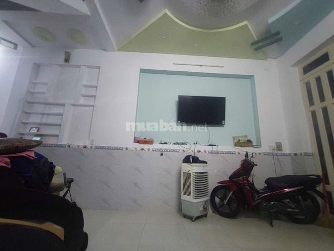 NHÀ TÂN CHÁNH HIỆP 13 - SÁT CHỢ ĐÔNG QUAN- 4X15,2 - 4,3 TỶ- 2 TẦNG