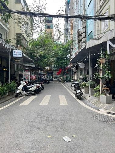 SIÊU PHẨM PHỐ NGUỴ NHƯ KON TUM - THANG MÁY - LÔ GÓC - NHỈNH 40 TỶ