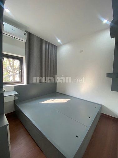 Bán Nhà Tân Mai 35m2, 5 tầng, Ô tô 10m, ngõ thông, SĐCC, nhỉnh 6 tỷ