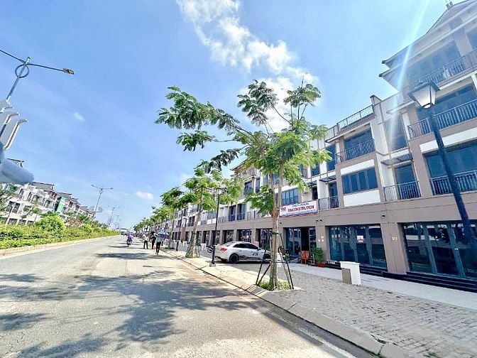 BÁN ĐẤT MẶT TIỀN GIÁ ĐẦU TƯ THỊ TRẤN HẬU NGHĨA, ĐỨC HÒA CHỈ 540 TRIỆU/