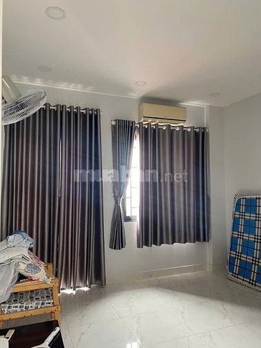 Nhà Đẹp Ở Ngay, Cách MT Lê Văn Việt 100m, HXH, 3PN, DT 4x15m,nhỉnh 5tỷ