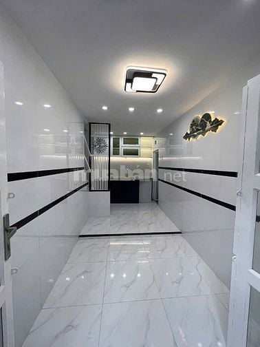 nhà ( Mới xây) Hẻm rộng 330/Âu Dương Lân P3 Q8. 2tỷ380.2lầu