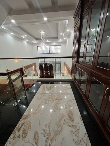 Bán nhà 4 tầng HXT Phạm Văn Bạch ngang 5m 110m2 tặng NT gần NH 13.3 tỷ