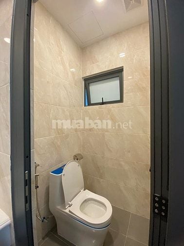 Bán nhà 5 tầng mới đẹp mặt tiền đường TRần Nguyên Hãn