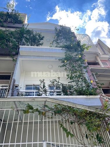 Bán Nhà Hẻm Xe Hơi - DT : Ngang 4m - Dài 15m - P17 - Q.Bình Thạnh