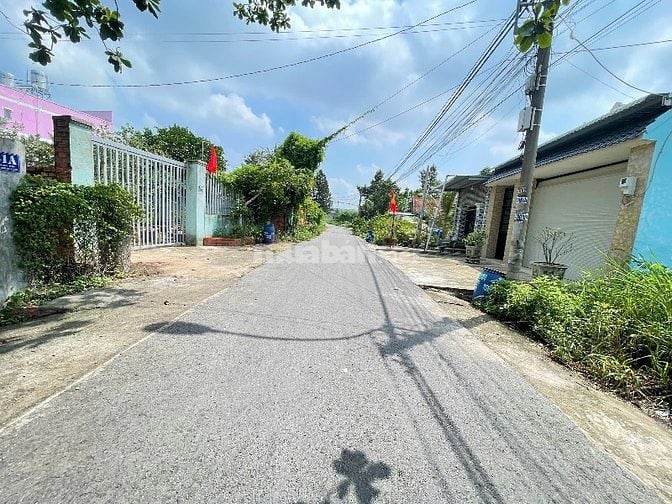 BÁN GẤP LÔ ĐẤT TÂN AN HỘI - 212m FULL THỔ CƯ - CHỈ 820 TRIỆU, CÁCH QL2