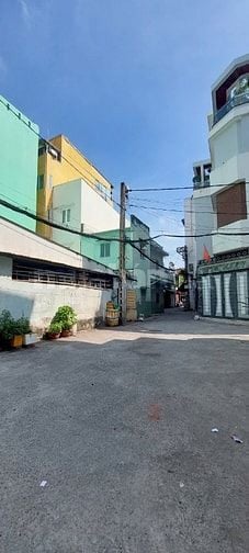 Bán gấp gía 8.9 tỷ, Hẻm công chức. Quận 10, 70m2
