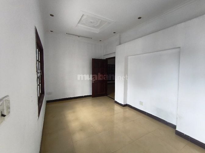 Cho thuê biệt thự đường xe công chợ cầu quận 12