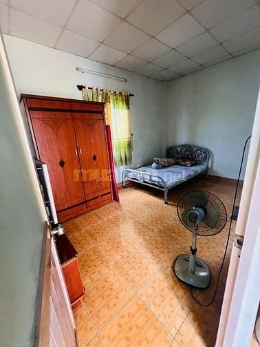 diện tích cực đẹp: Ngang 15m x Dài 20m = 300m², nằm ngay khu vực sầm u