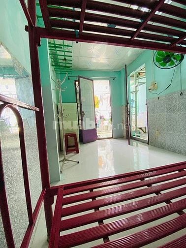 CHO THUÊ PHÒNG TRỌ 290/152A  LÝ THÁI TỔ, Q.3, CÓ MÁY LẠNH, GẦN NGÃ 7