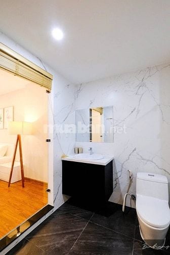 CẦN BÁN NHÀ CMT8 BẾN THÀNH Q1 ,(80M2) 6 TẦNG NHÀ MỚI ,THU NHẬP 200TR
