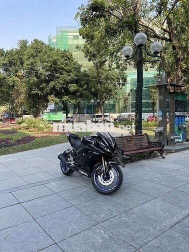 Em Cần Bán Xe R15v3