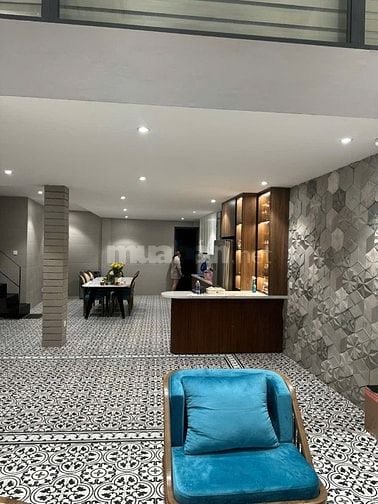 Bán nhà mặt tiền đường phan huy thực