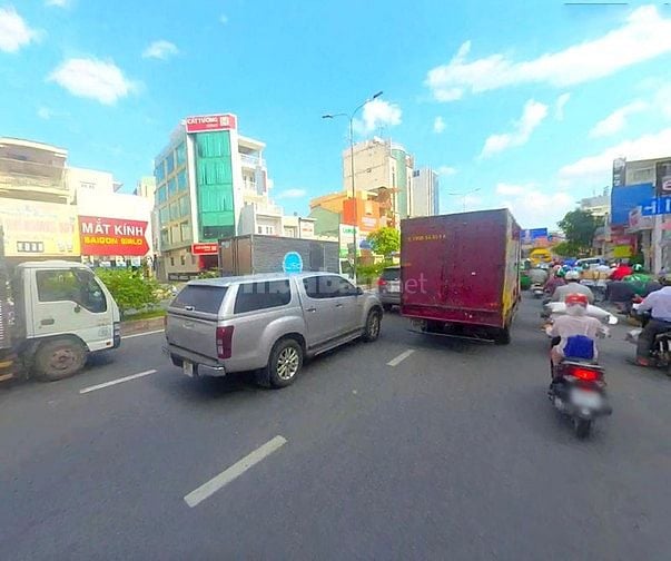 Bán nhà Cộng Hoà, Phường 15, Tân Bình, 865m2 đất, ngang 10m, 3 tầng