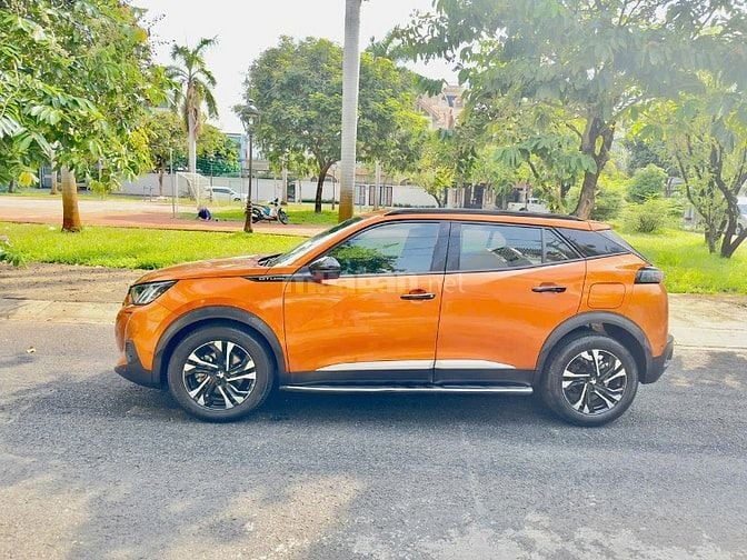 Bán xe Peugeot 2008 Gt-Line Vin 2021. màu Cam
