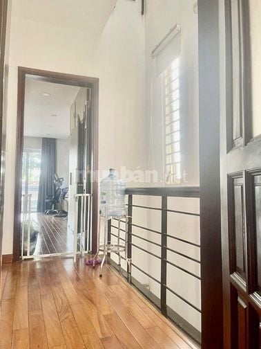 Bán nhà hẻm xe tải Bình Quới, Bình Thạnh – 100m² – 3 tầng – 10.6 