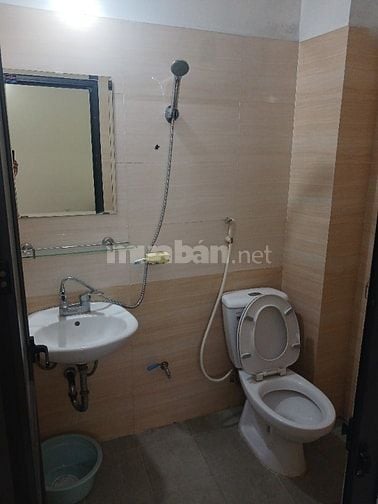 Phòng trọ 20m2, không chung chủ, có thang máy