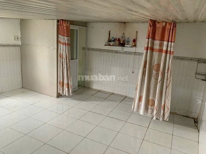Cho thuê mặt bằng . 7 triệu tháng.