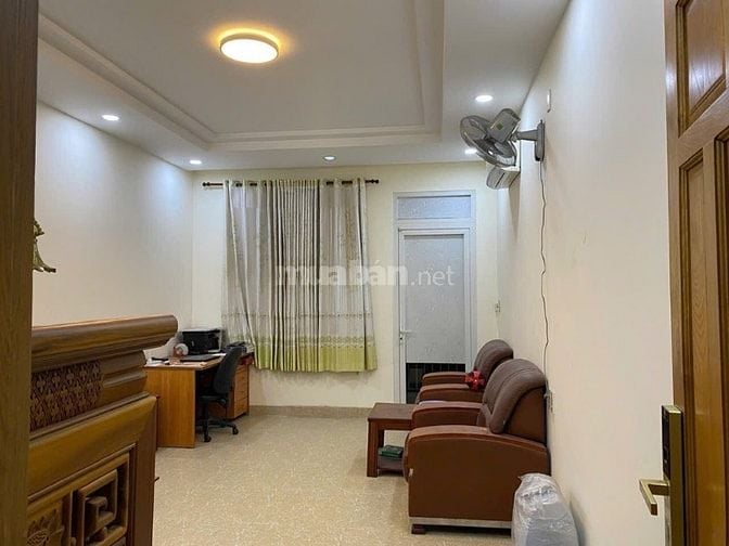 HXH, Hoàng Diệu 2, Linh Trung, Thủ Đức, 65m2, 3 tầng, chỉ 5.x tỷ (TL)
