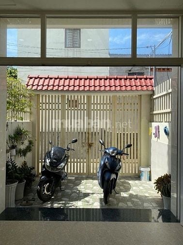 HXH, Hoàng Diệu 2, Linh Trung, Thủ Đức, 65m2, 3 tầng, chỉ 5.x tỷ (TL)