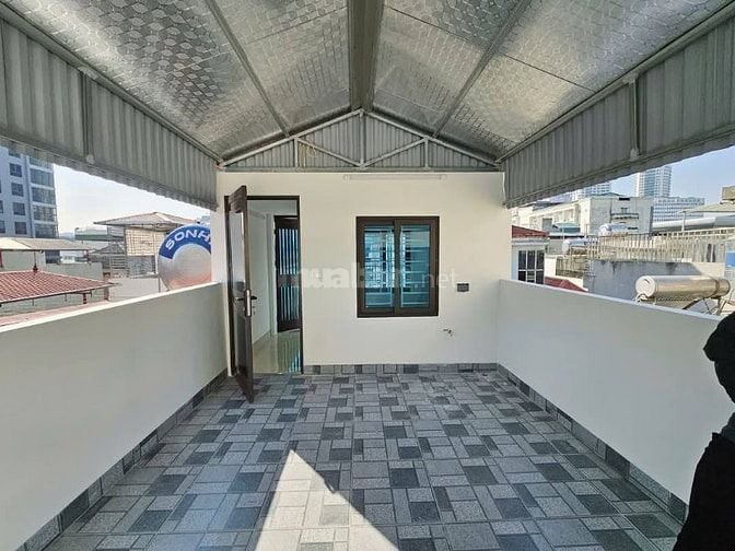 NHÀ TRUNG TÂM CẦU GIẤY 6 TẦNG Ô TÔ- KINH DOANH GẦN CHỢ SINH VIÊN 