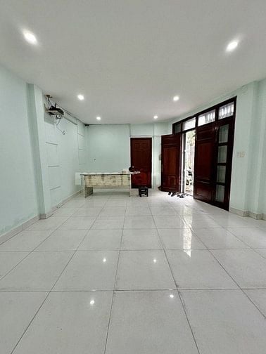 MẶT TIỀN NGUYỄN NGỌC LỘC - DT 80m2 ( 5m x 16m ) - NGỘP 5 TỶ