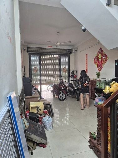 Nhà Tô Hiệu khu nhà lầu có công viên