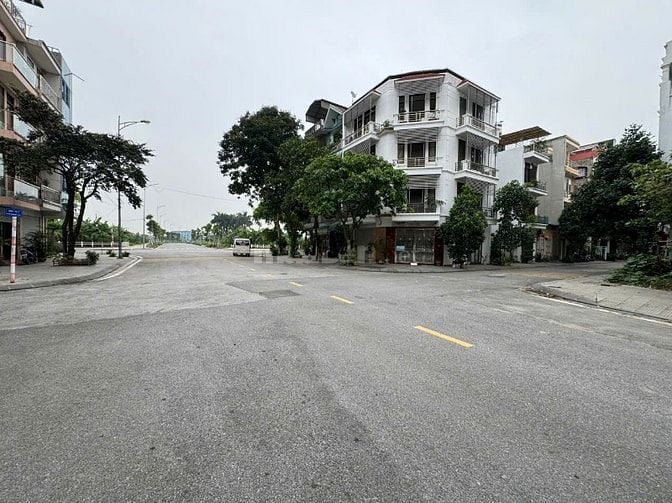BÁN MẢNH ĐẤT PHÂN LÔ THƯỢNG THANH LONG BIÊN HÀ NỘI 