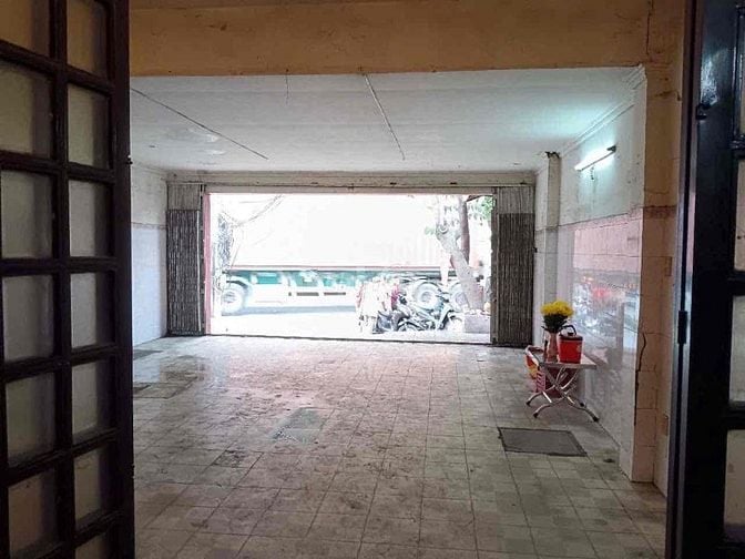 Cho Thuê Nguyên Căn Mặt Tiền Rộng DT:128m2 . Ngang 6,5m - Dài 20m- Q7
