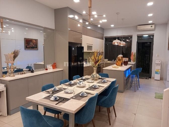 Biệt thự Phố Đông, đã hoàn thiện nội thất, 11,5 tỷ