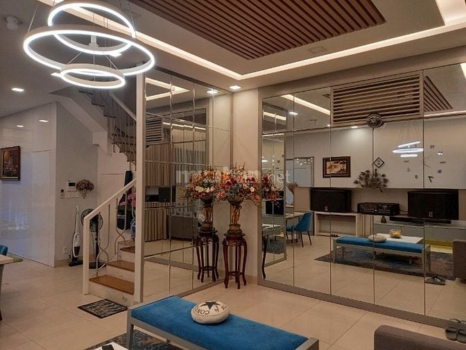 Biệt thự Phố Đông, đã hoàn thiện nội thất, 11,5 tỷ