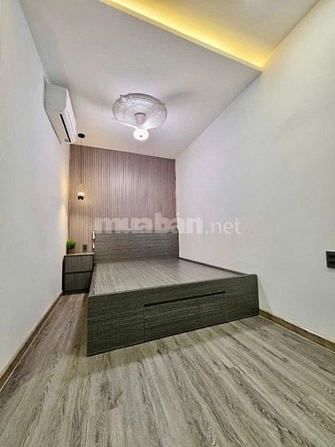 Nhà mới ken xà beng Căn góc Lê Văn Sỹ, Phường 10, Quận Phú Nhuận 