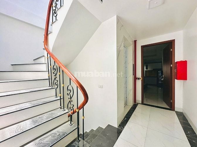 Chính chủ bán nhà mới xây 7 tầng, ngõ 254 cổng làng Mai Động