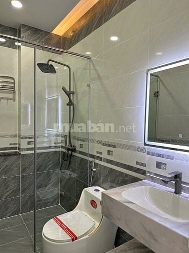NHÀ BÌNH TÂN (4M x 18M) NGAY CUỐI TÂN KỲ TÂN QUÝ. HƯỚNG TÂY TỨ TRẠCH !