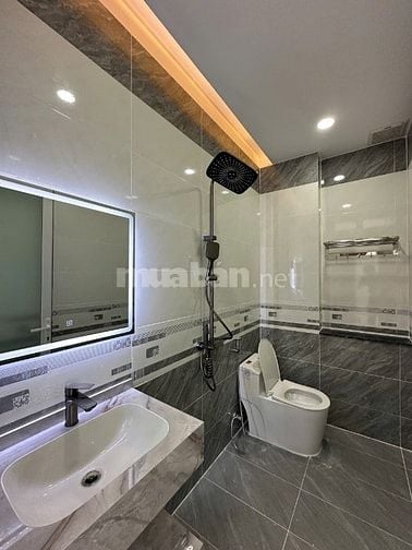 NHÀ BÌNH TÂN (4M x 18M) NGAY CUỐI TÂN KỲ TÂN QUÝ. HƯỚNG TÂY TỨ TRẠCH !