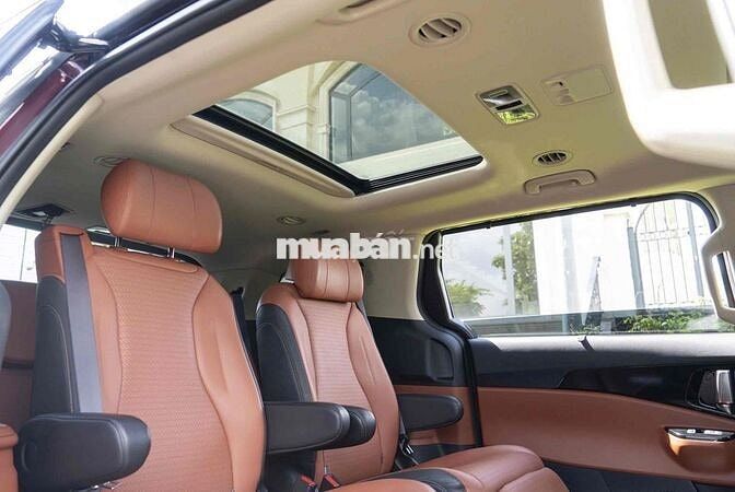 Kia Carnival 2022 3.5 xăng signature
