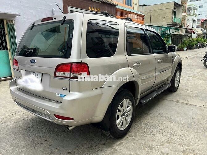 cần bán Ford Escape đời 2008  máy 2.3  AT hai cầu