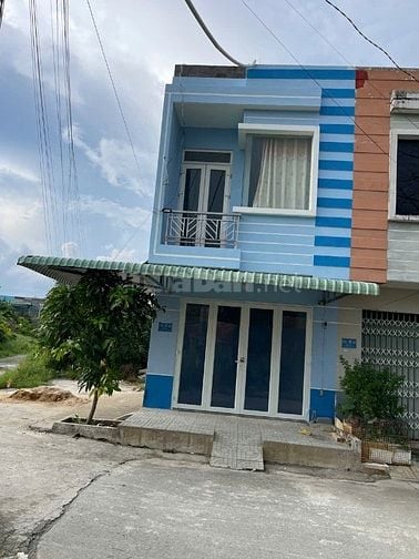 Căn Góc 2 mặt tiền nhựa (6m) 1 trệt 1 lầu