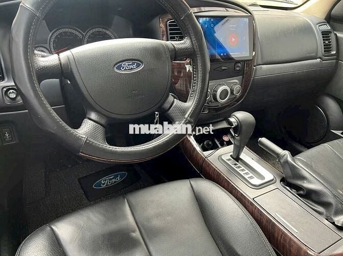 cần bán Ford Escape đời 2008  máy 2.3  AT hai cầu