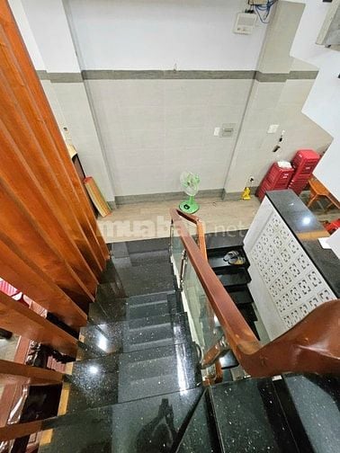 Bán nhà đúc 5 tầng Mặt tiền Nguyễn Văn Quá, Q 12, 4x20m, 11 tỷ 200