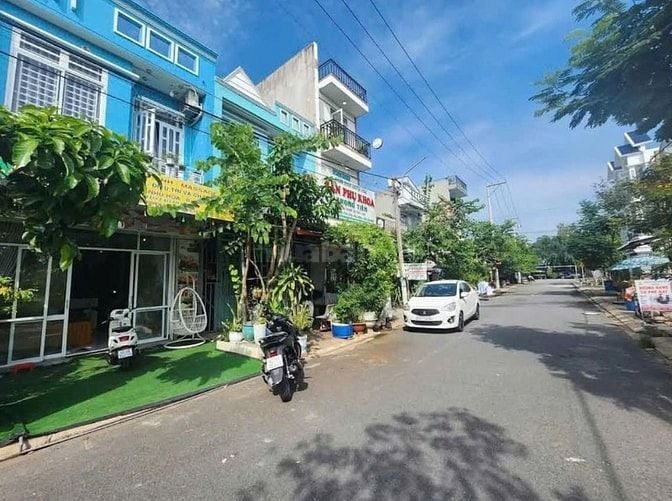 Đang cho thuê Kinh Doanh cần bán gấp nhà sổ Hồng riêng 