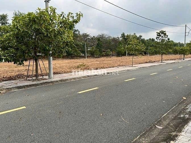 Bán đất tại Xã Thành Tâm, Chơn Thành Bình Phước.2,25tỷ,100m2 SHR