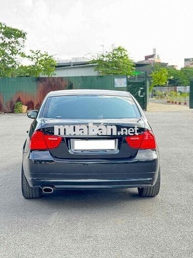 BMW 3 Series 20***00 km