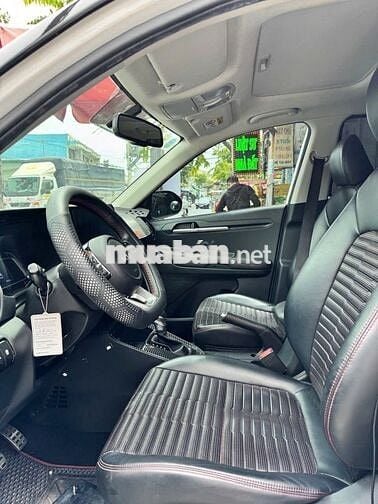 Kia Sonet 2022 Premium 1.5 AT - 39000 km