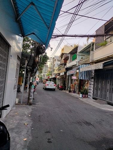 Đất hẻm xe hơi 6 m gần bv Tâm an Thị trấn. 5*18, 90 m2  chỉ 5,2 tỷ