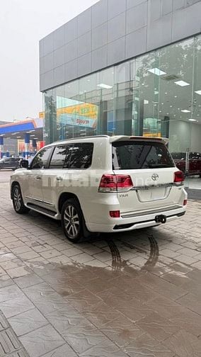 Bán Toyota Land Cruiser 4.6 VXR Trung Đông 2018
